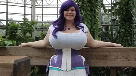 big bouncing tits gif|Relevance Huge Tits Bouncing Gifs